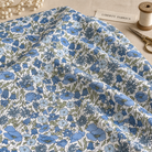 Liberty Tana Lawn Poppy and Daisy blauw bloemenstof